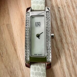 ESQ by Movado ladies skinny silver tone rectangular dress watch NEW BATTERY